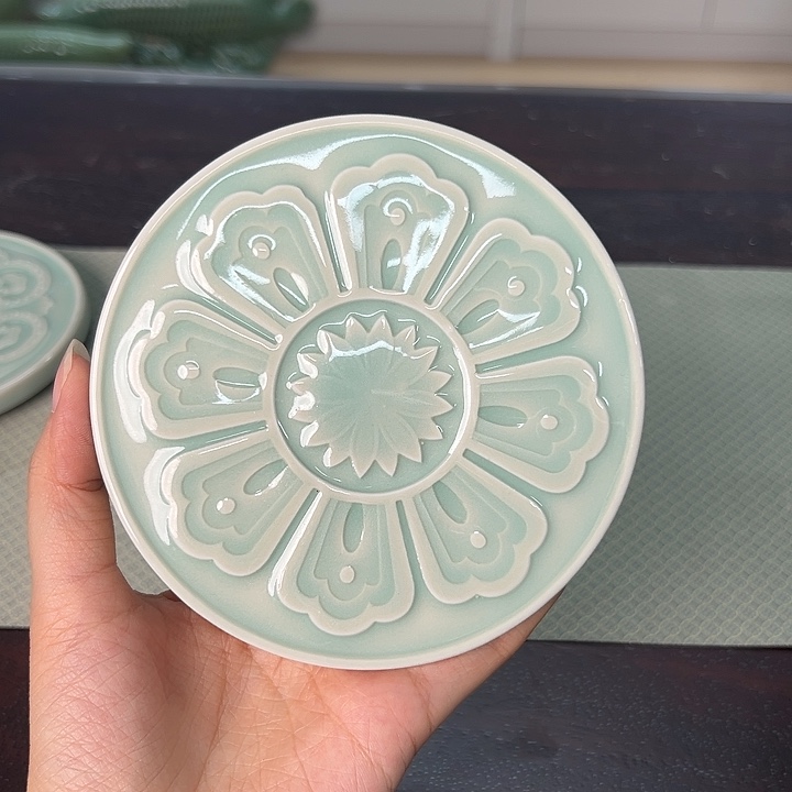 龙泉云间青瓷小米茶器