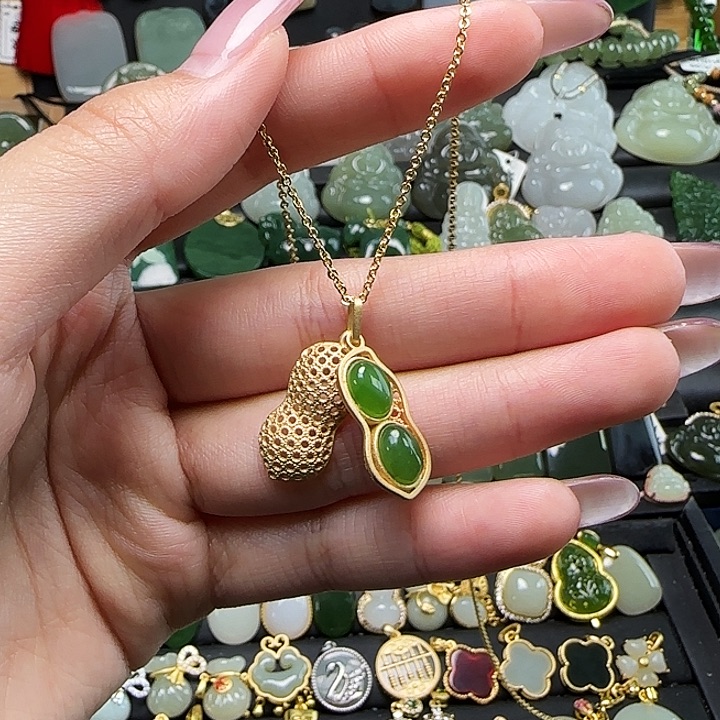 和田玉银S925镶嵌吊坠(赠链)