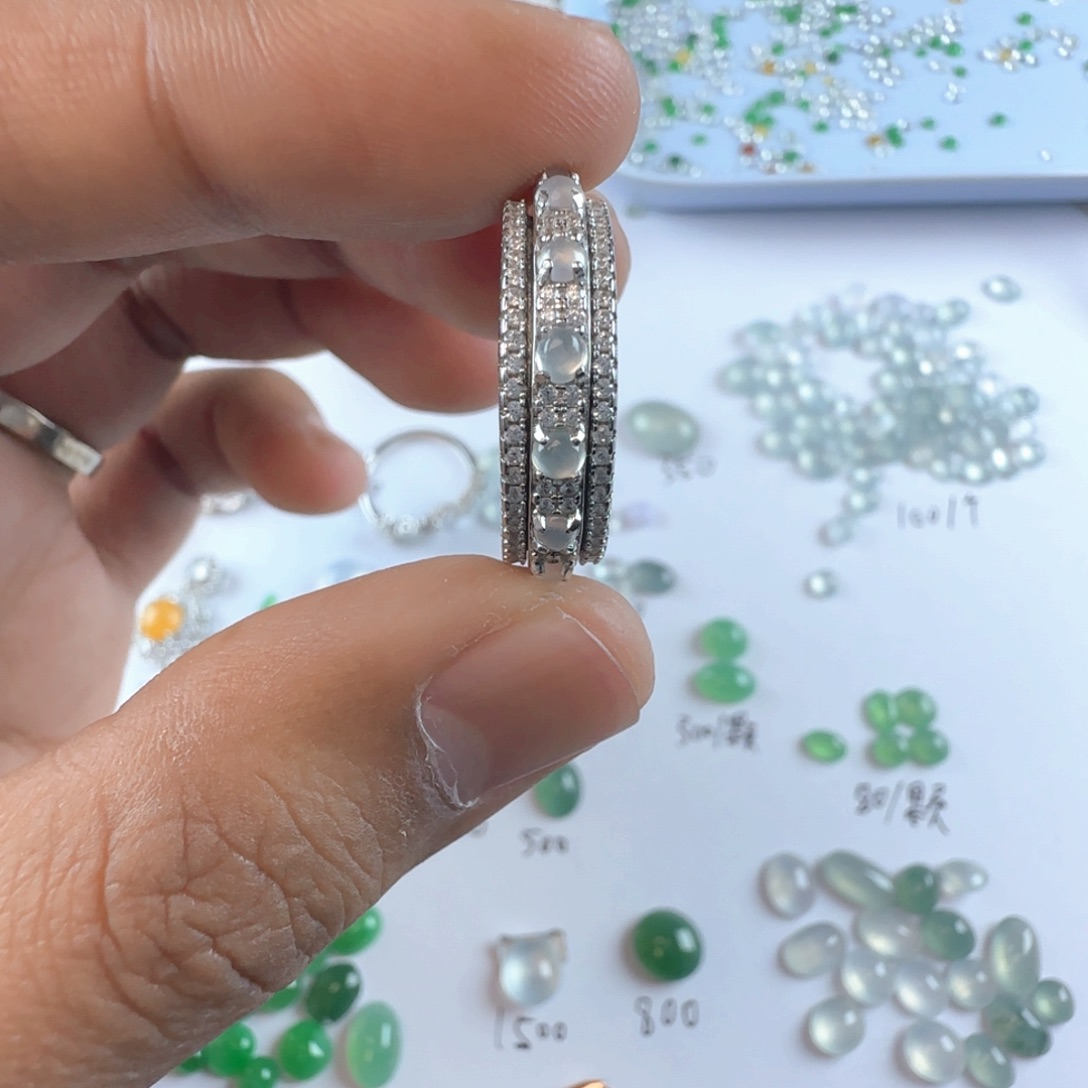 翡翠戒指银S925镶嵌缅甸天然翡翠