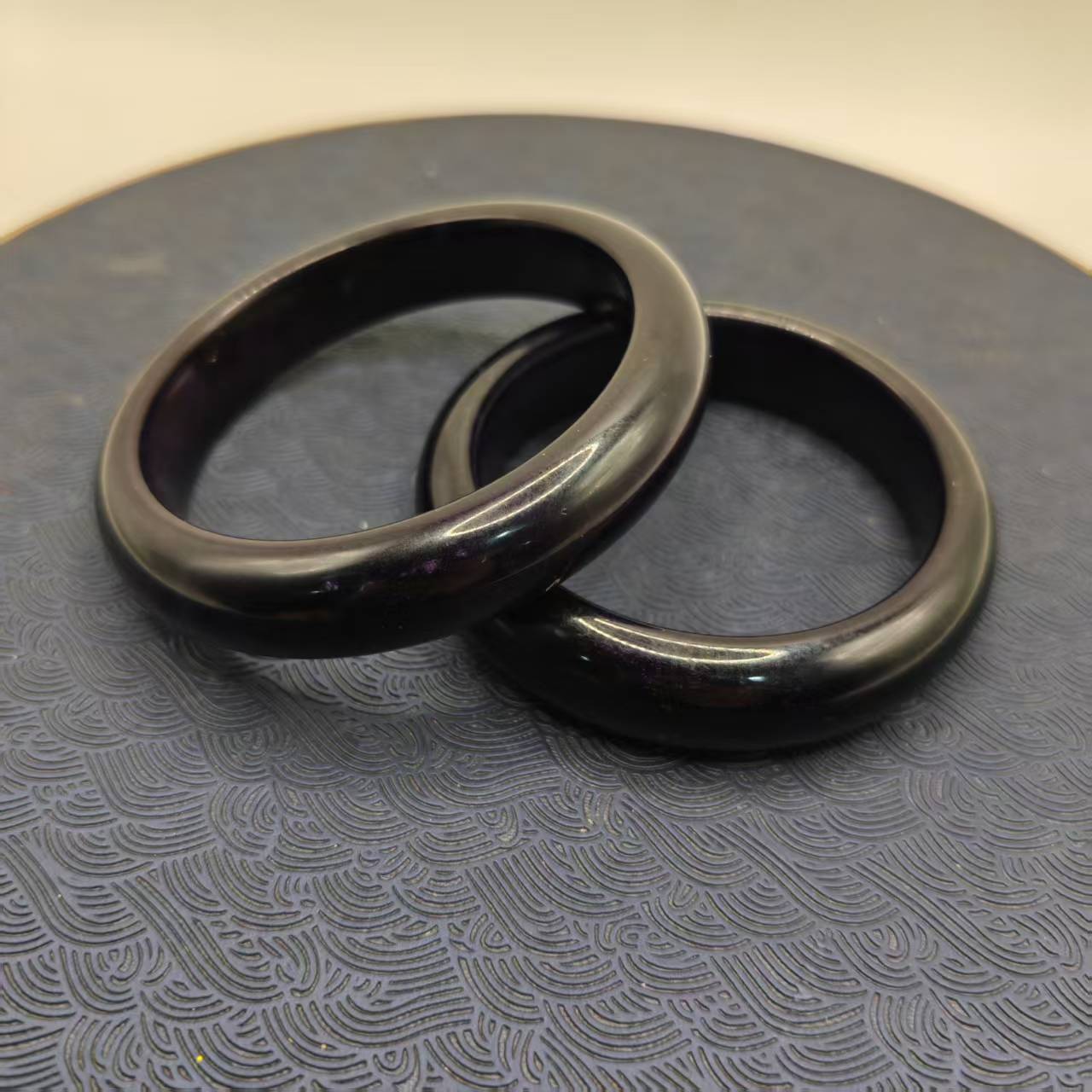 25号X52冻紫色时尚圆手镯