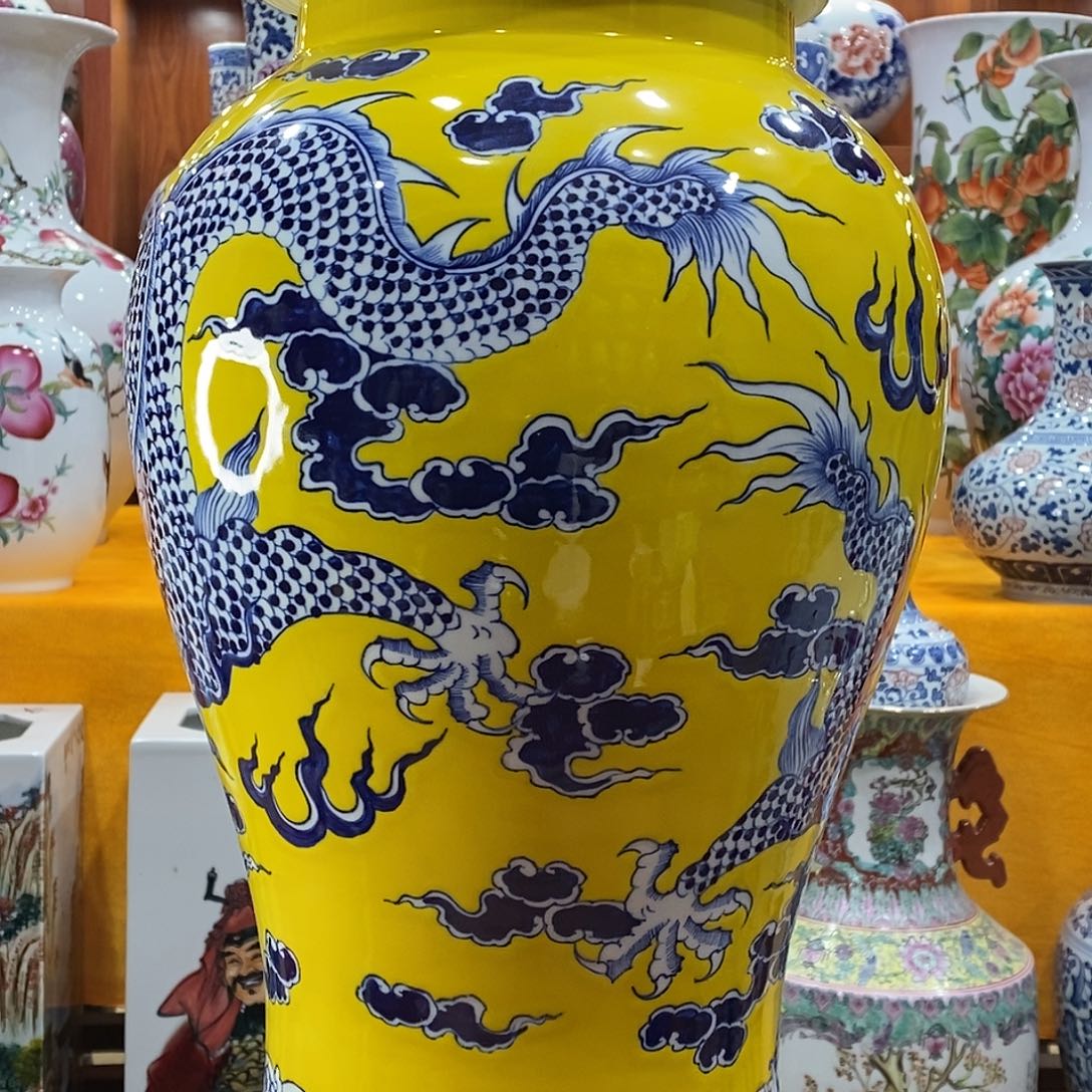 摆件山****心景德镇陶瓷将军罐