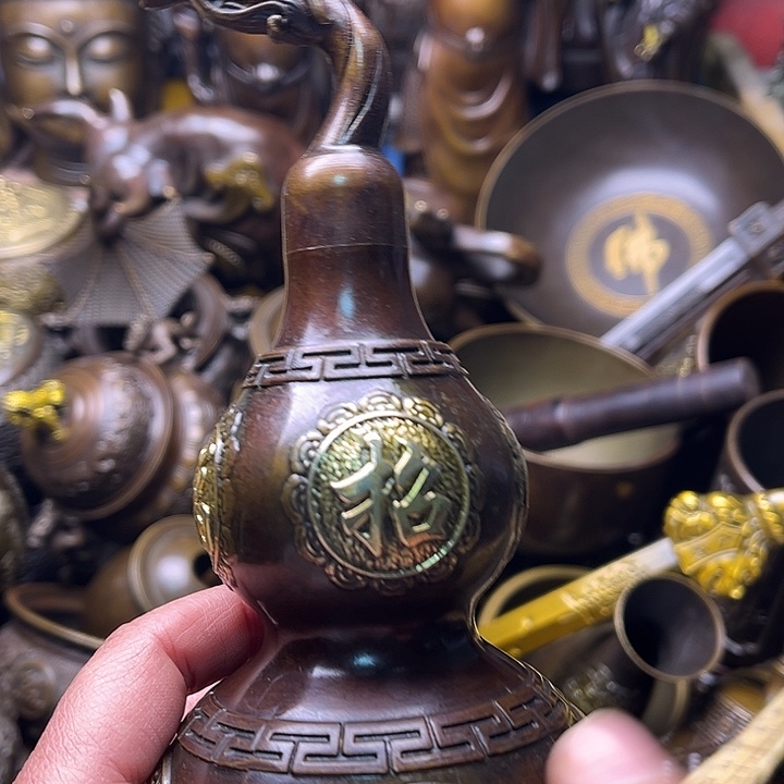 铜2456799767668887788999