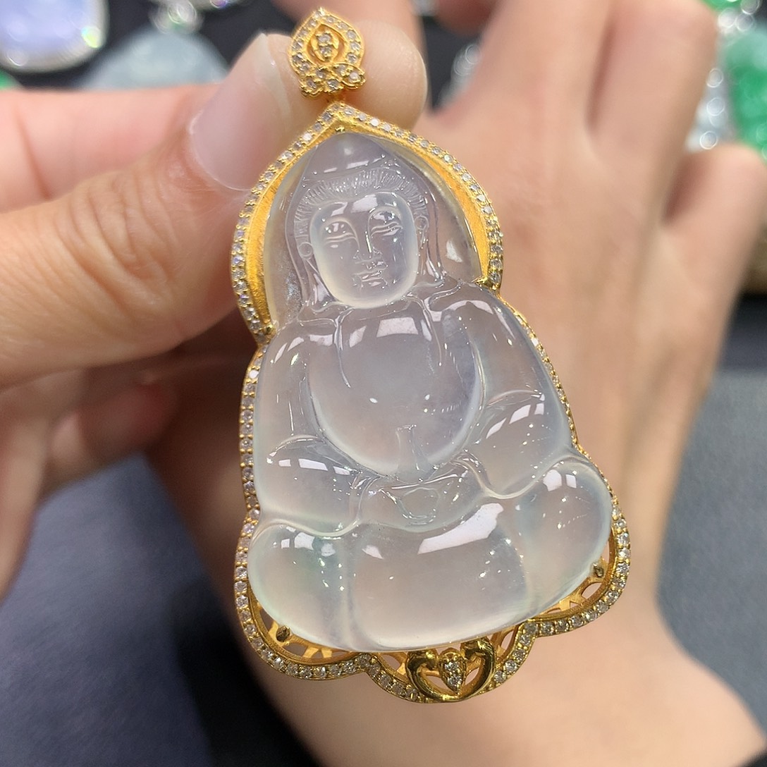 翡翠吊坠(赠链)18K金镶嵌