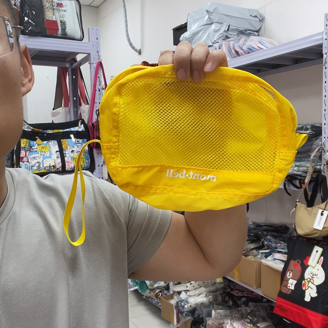 PU化妆包等产品和产品