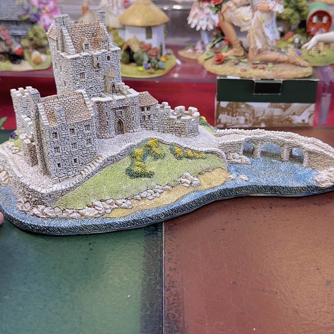 摆件欧洲瓷器收藏鉴赏博览中心