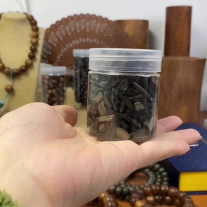 老山檀香阴沉碎料100克