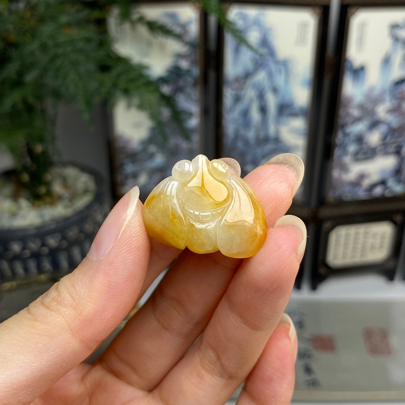 老种蜜糖黄小蜜蜂吊坠 天然翡翠A货