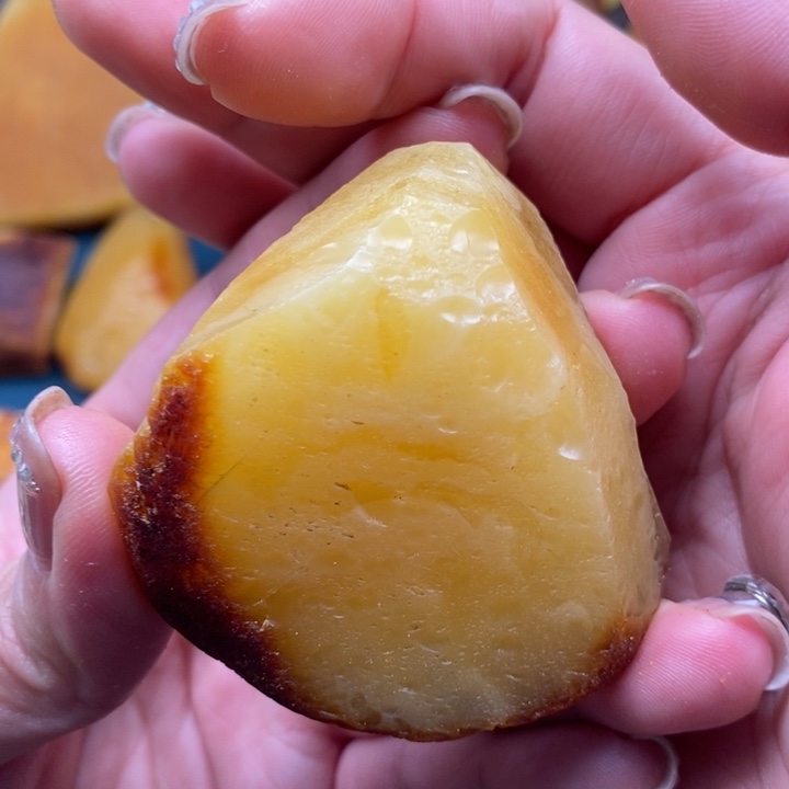 定制琥珀未镶嵌蜜蜡