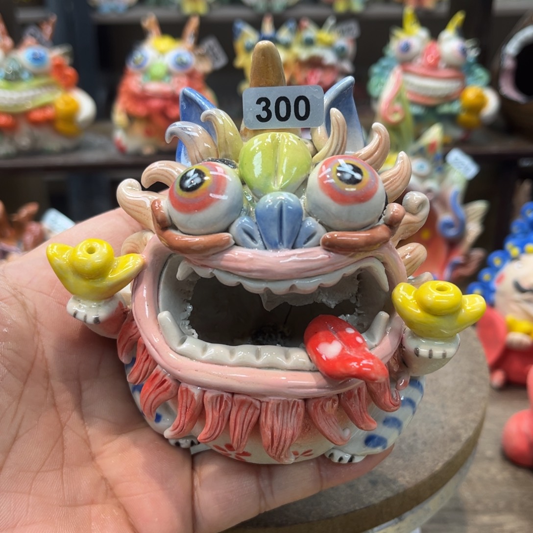 陶瓷纯手工抽象陶瓷摆件300