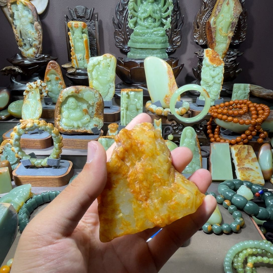 透闪石质玉手把未镶嵌语*