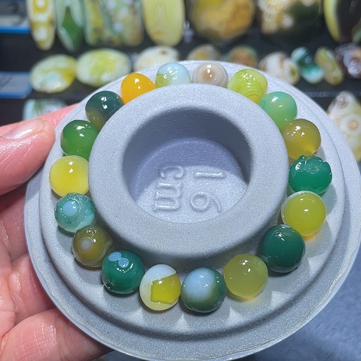 玛瑙/玉髓未镶嵌珠宝奇石