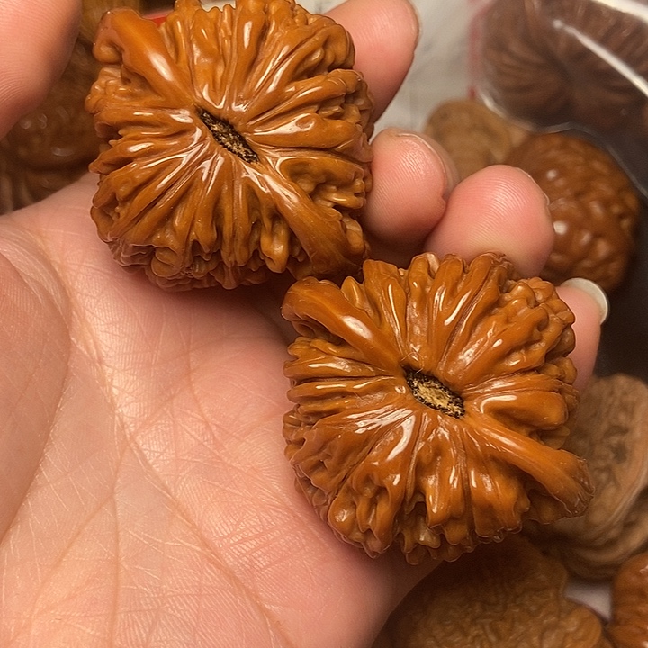 嘿***斯把件文玩核桃四49