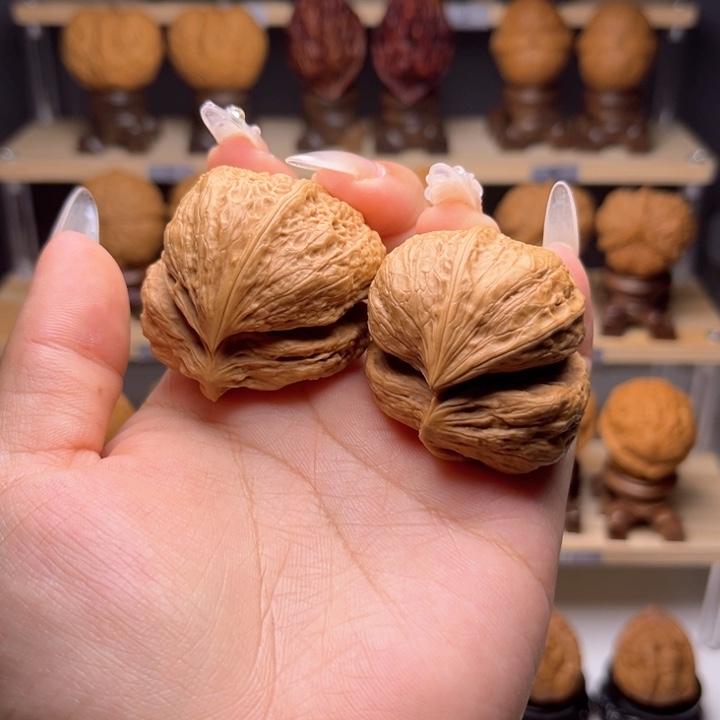 文玩核桃把件꧅***?4……连体半壁Y