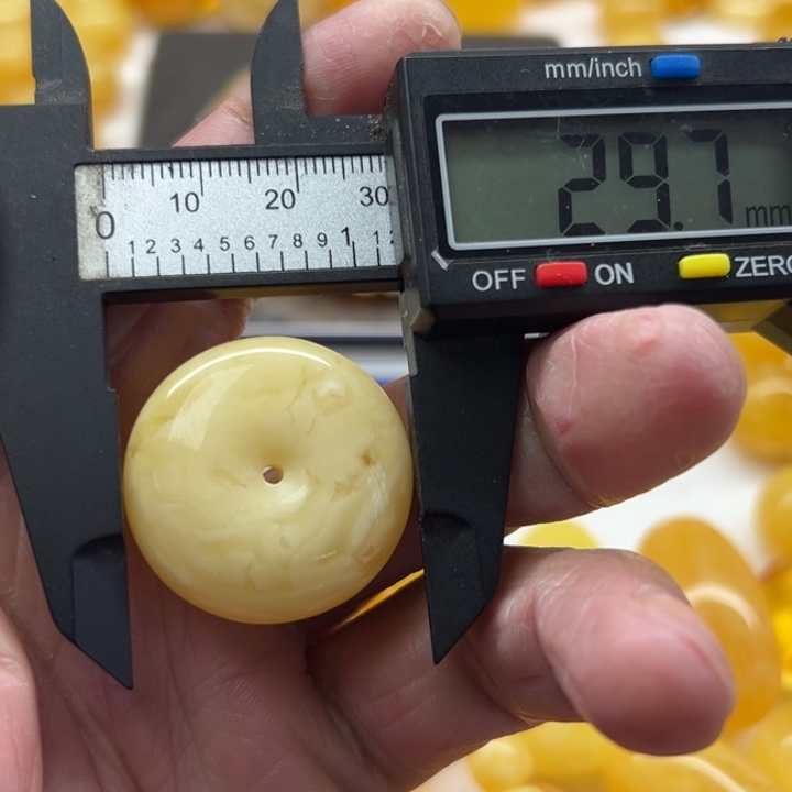 琥珀未镶嵌裸石原矿