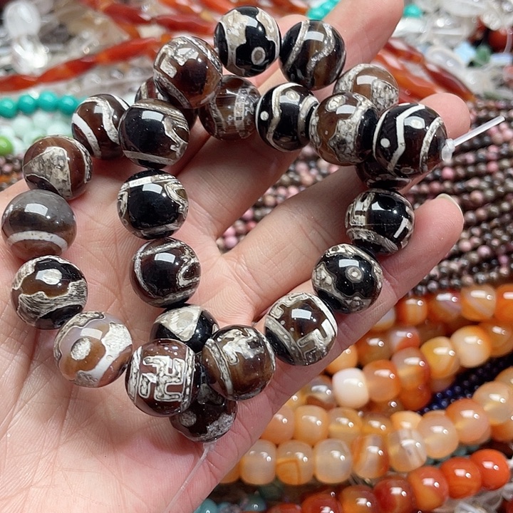 玛瑙/玉髓珠宝半成品未镶嵌一条16mm玛瑙