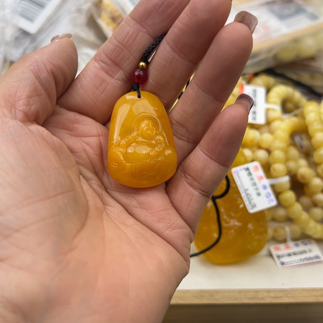 琥珀珠宝奇石未镶嵌