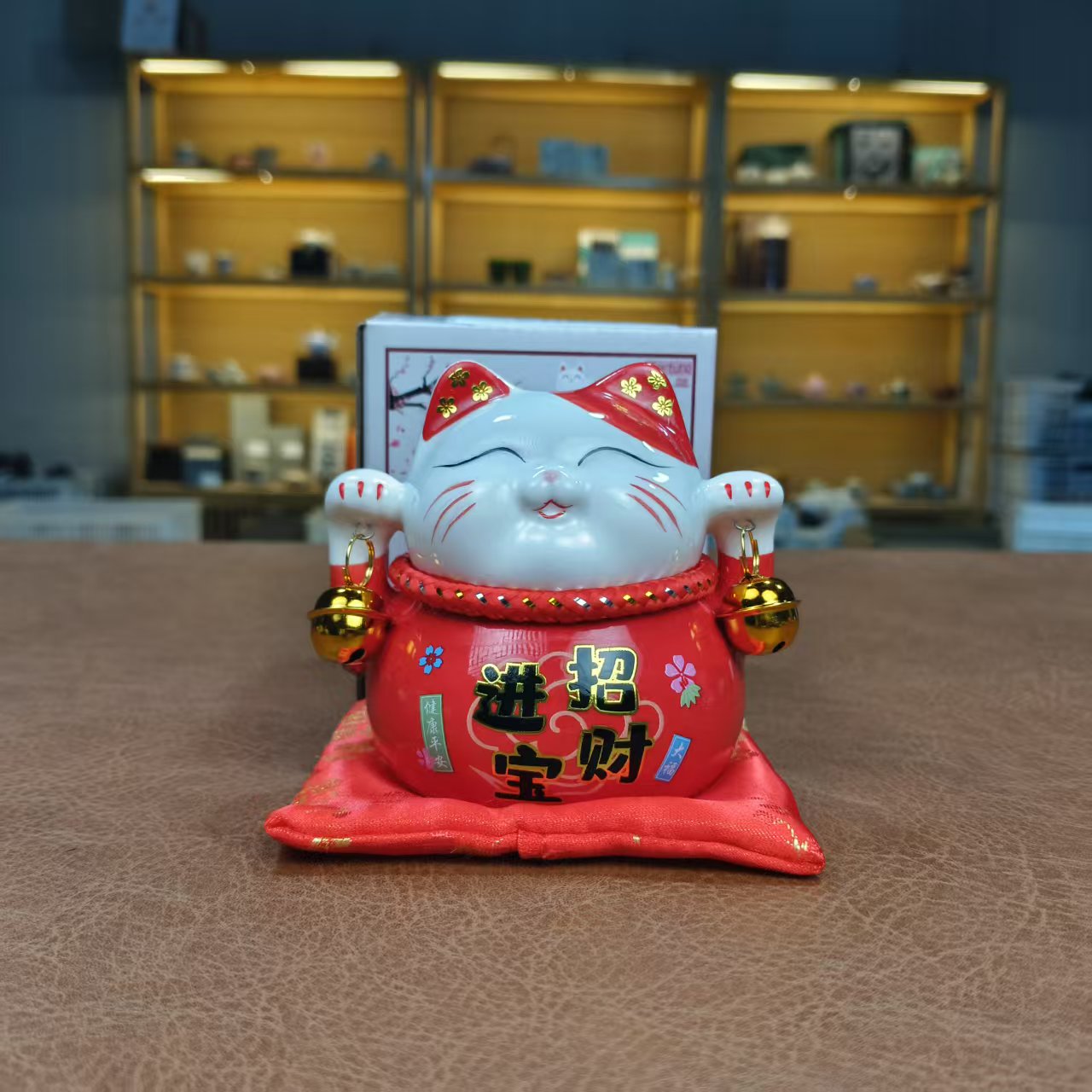 C802-红色招财猫摆件