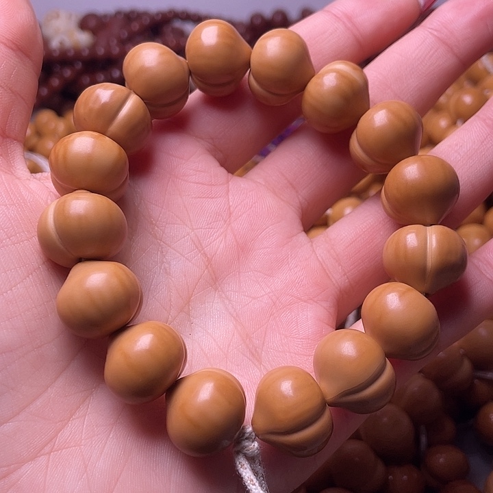 猴头核桃手串17尺寸镜面柯基屁桃手持全品无暇