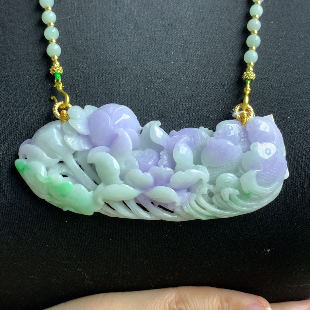 翡翠颈饰未镶嵌翡翠