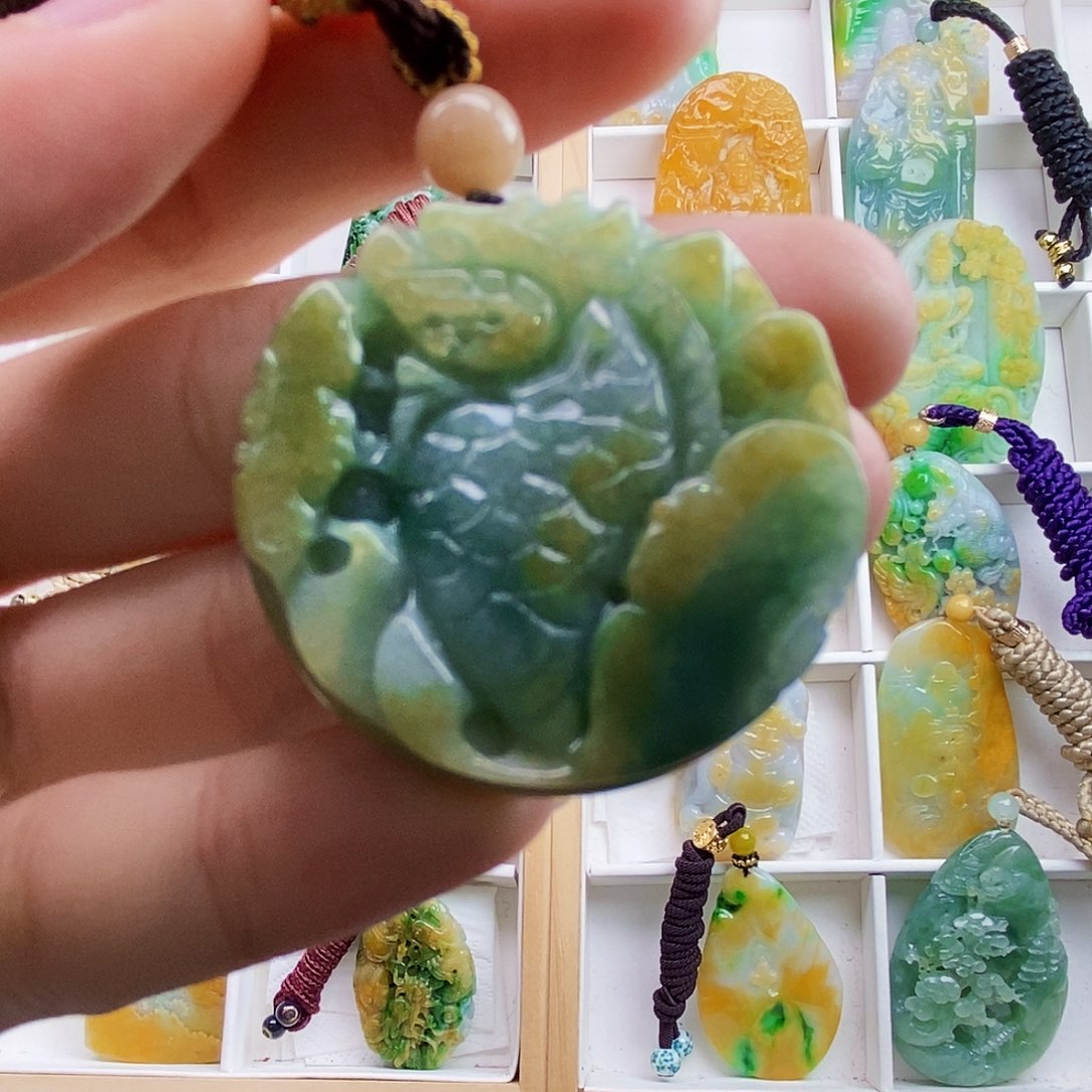 未镶嵌定制翡翠翡翠