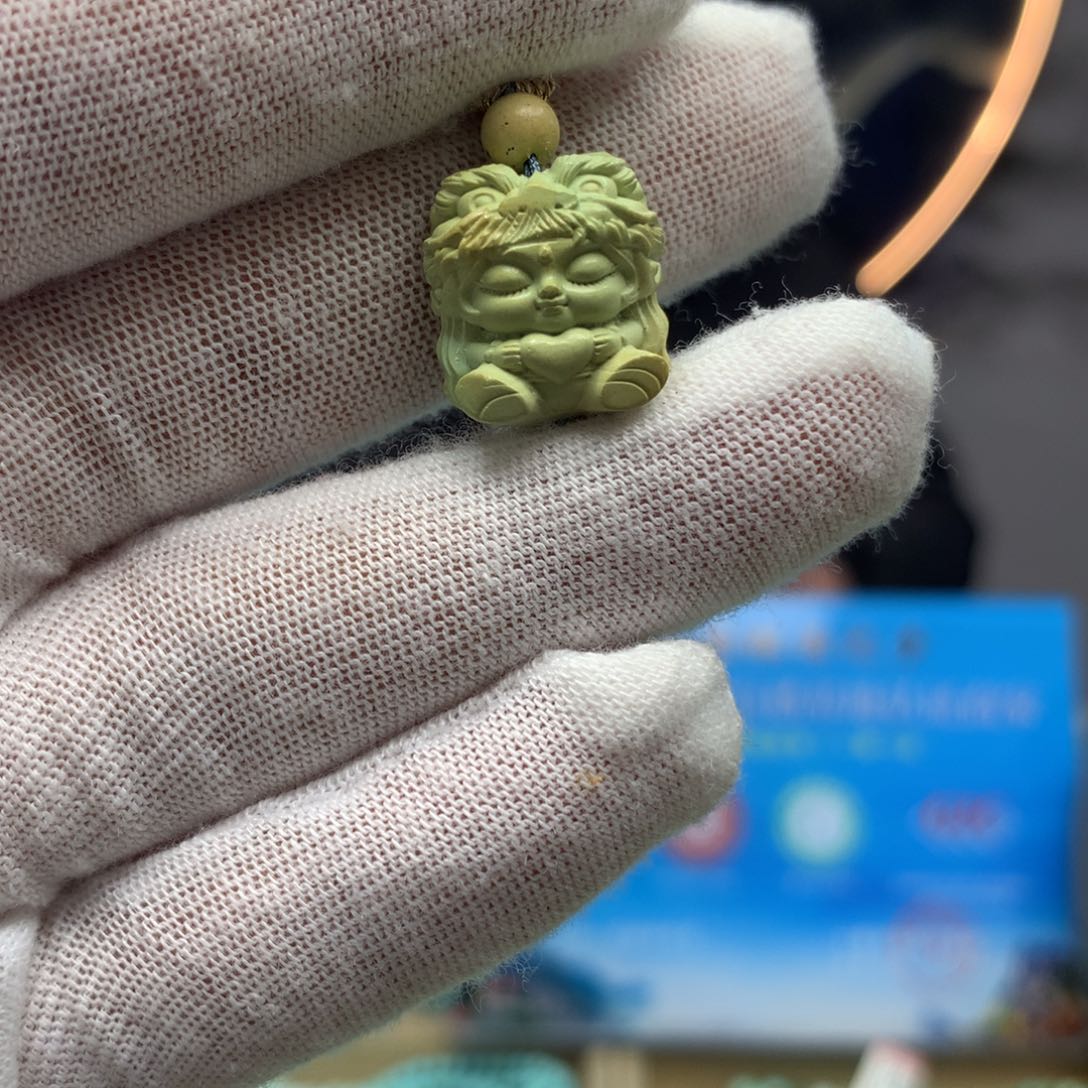 绿松石挂件未镶嵌