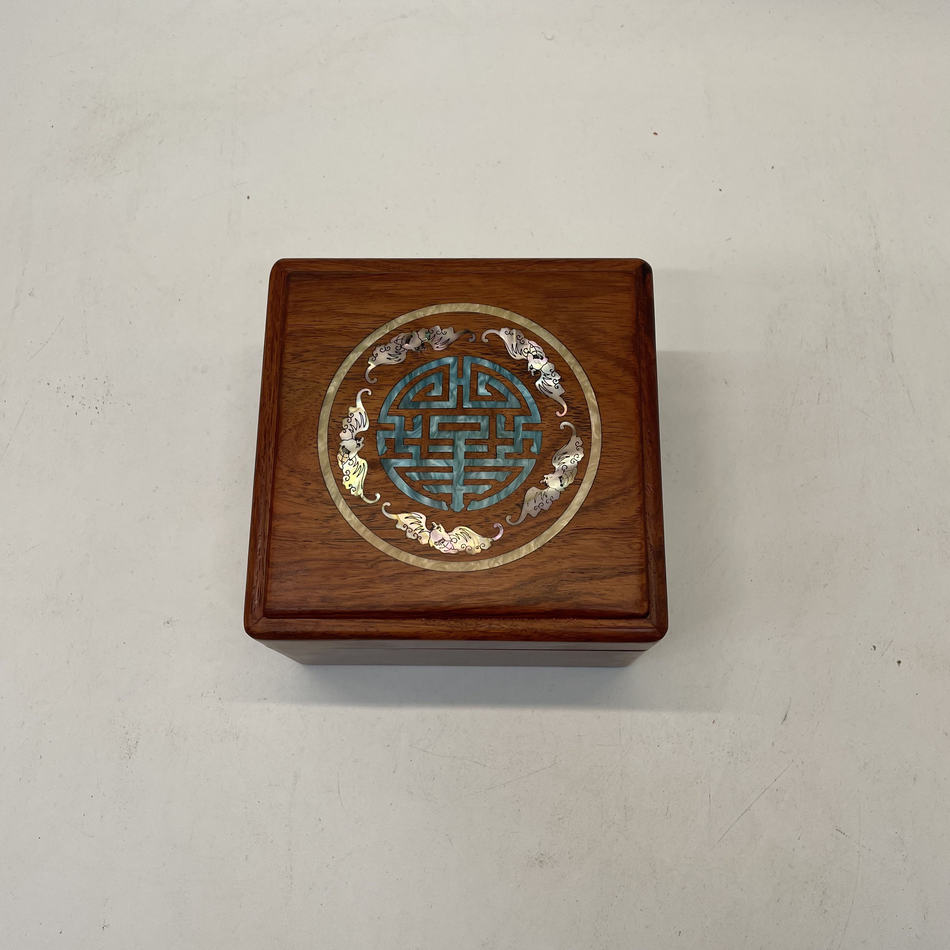 12*12*7.5螺钿工艺贝壳镶嵌小方盒饰品盒