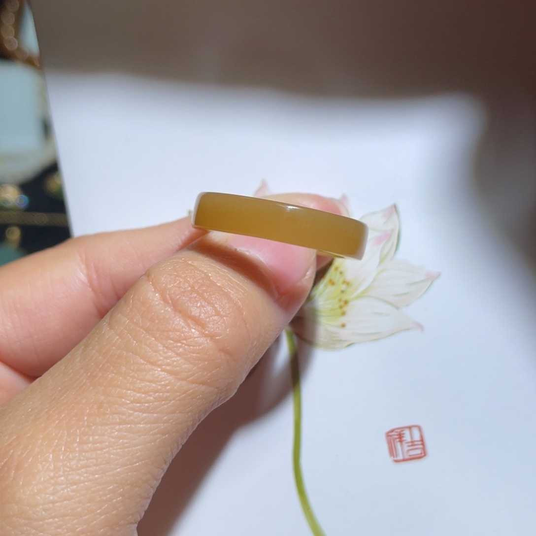 和田玉新疆且末全糖无麻糖戒圈未镶嵌
