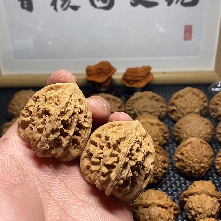 41尺霞云岭文玩把件087