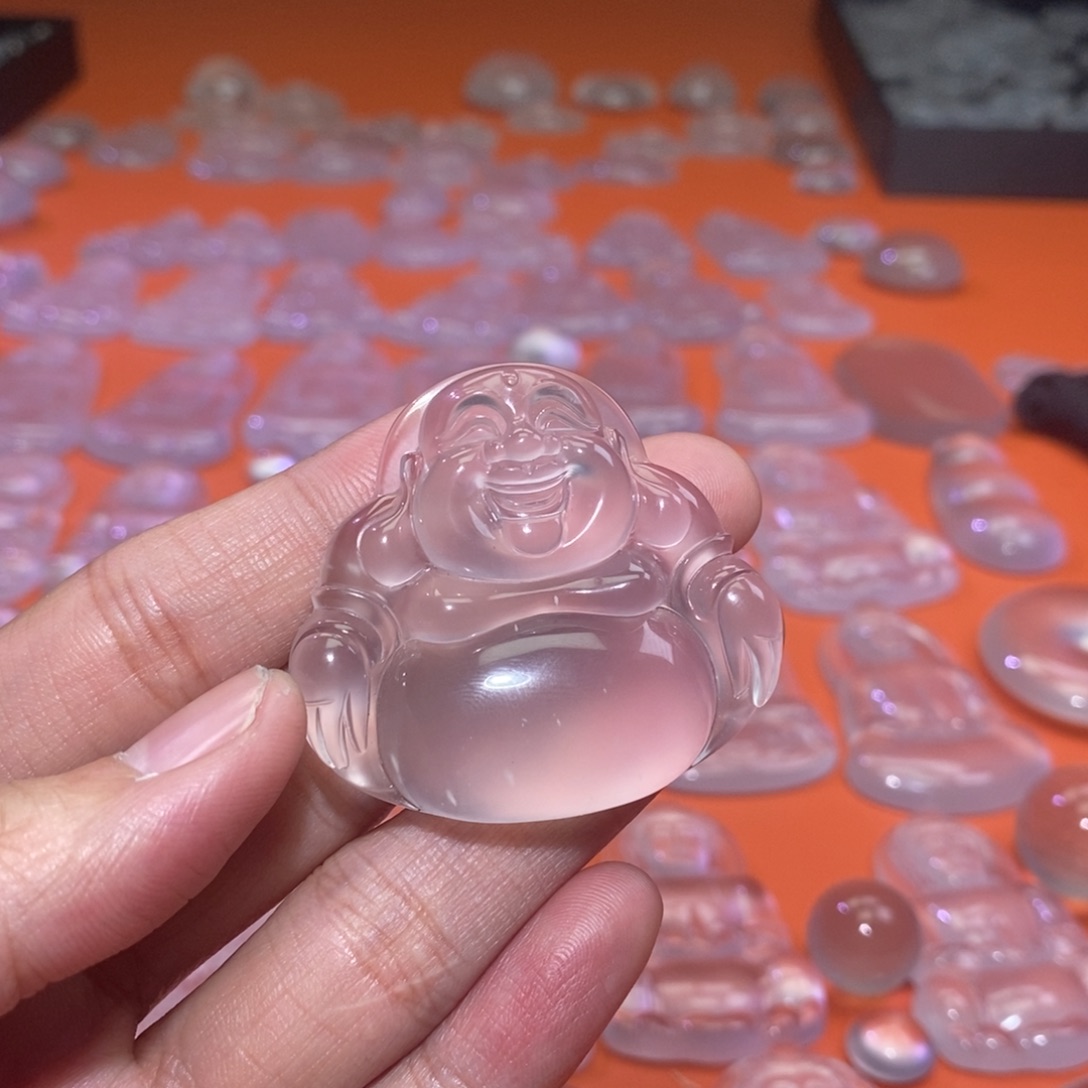 珈***一石英质玉未镶嵌珠宝半成品