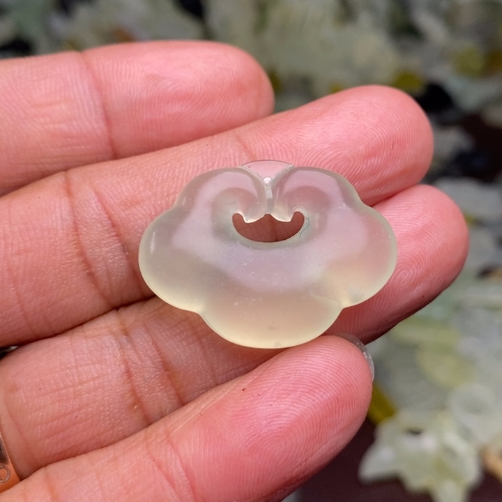 蛇纹石玉颈饰合金107