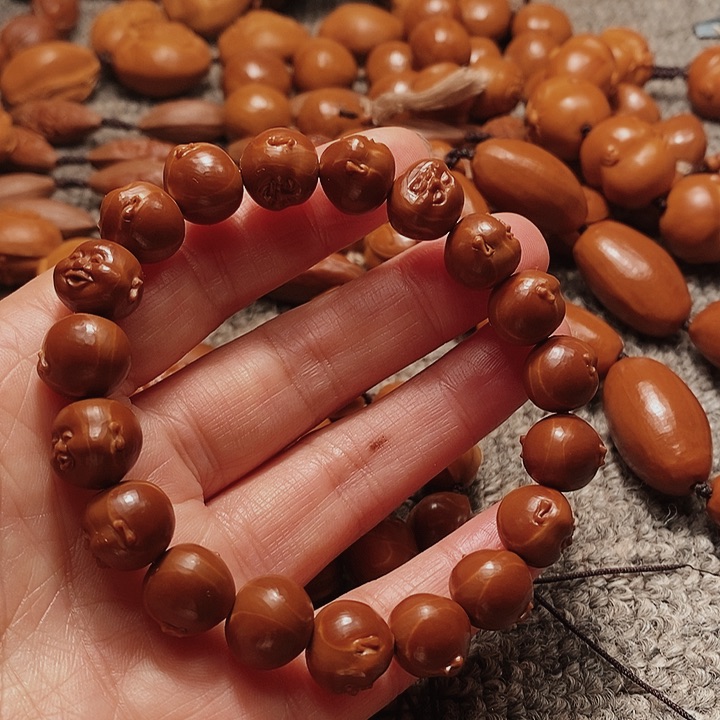 橄榄核手串/手链黑**蛛特价到付