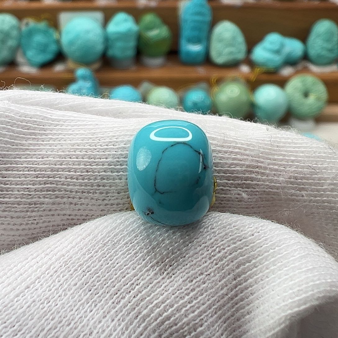 绿松石配饰未镶嵌