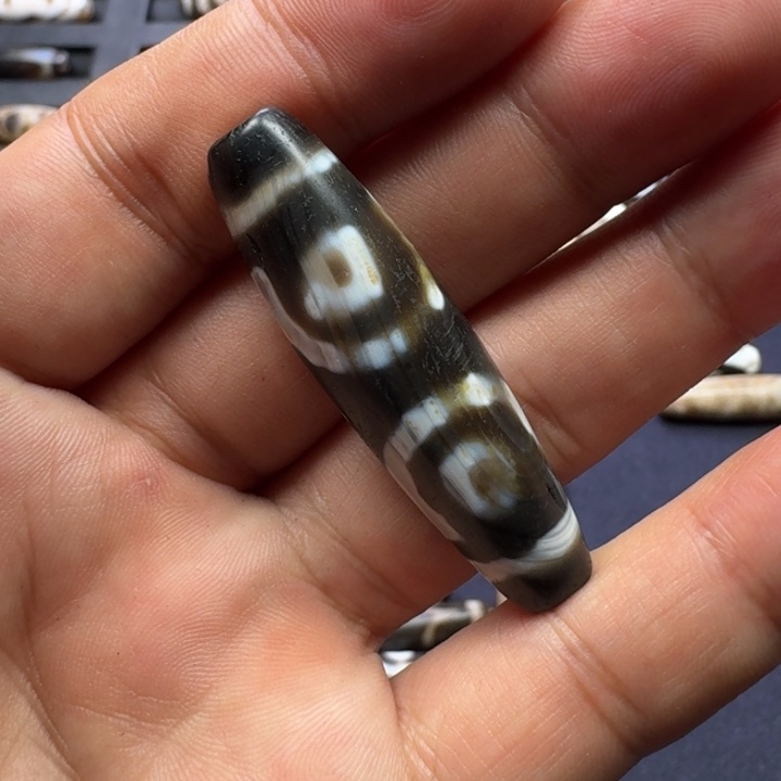 木***三玛瑙/玉髓未镶嵌珠宝半成品