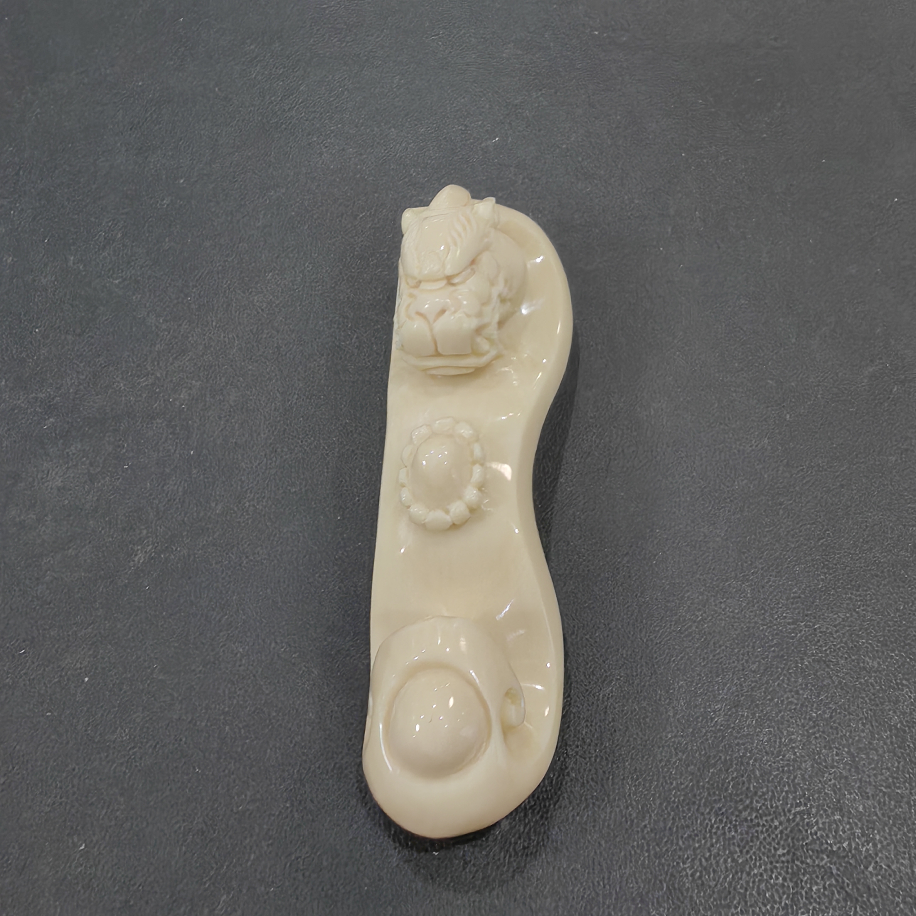 猛犸约19.4克雕刻件ZL1840