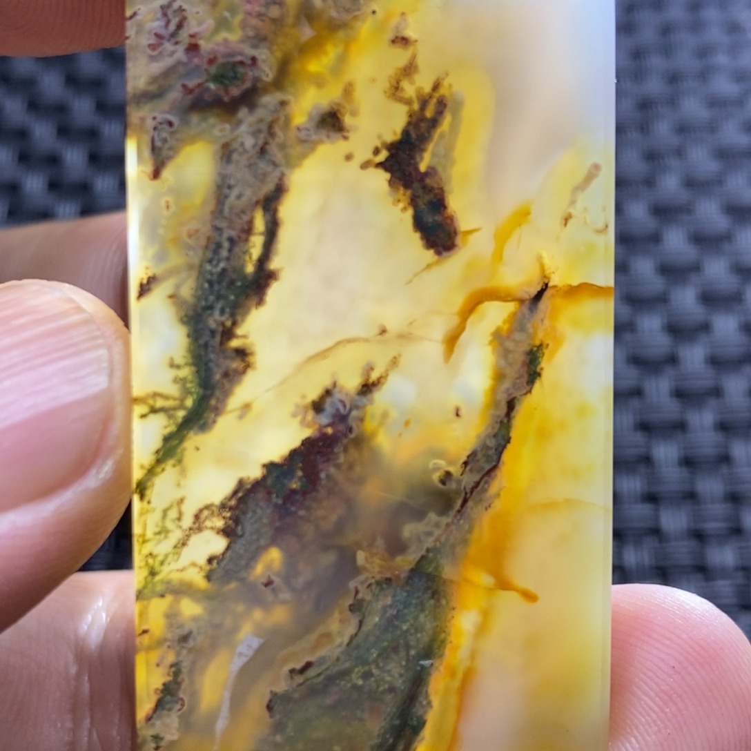 坦***途玛瑙/玉髓未镶嵌颈饰