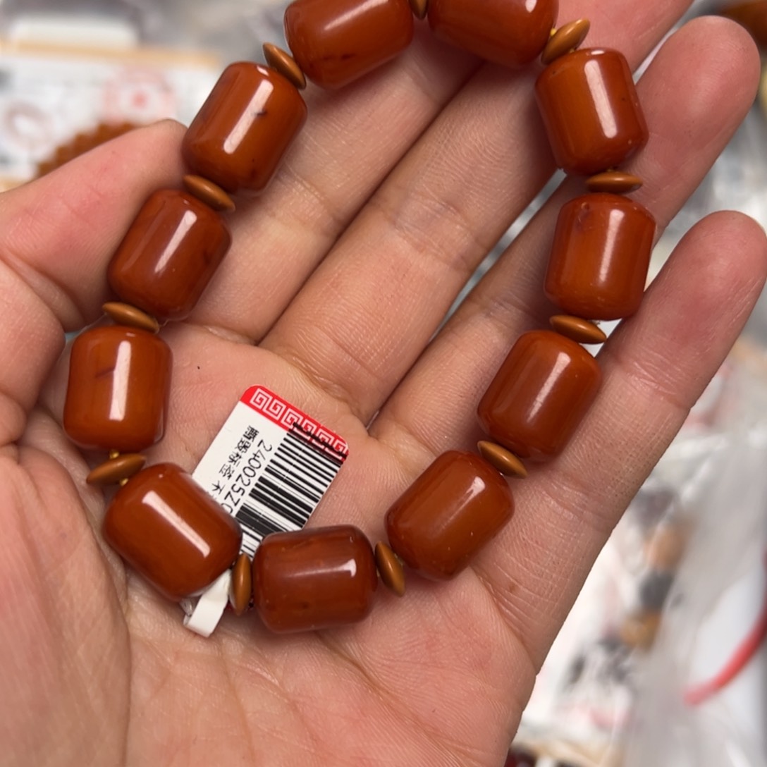 未镶嵌琥珀珠宝奇石299