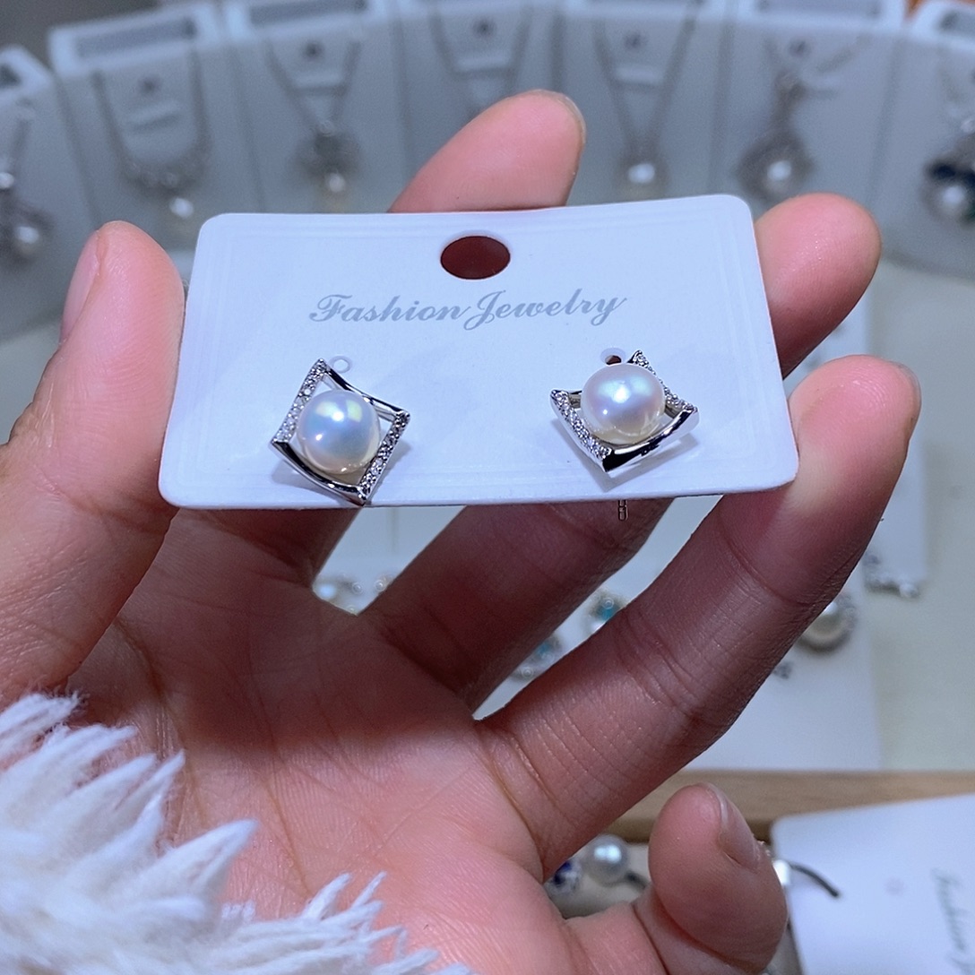 耳饰未镶嵌淡水珍珠