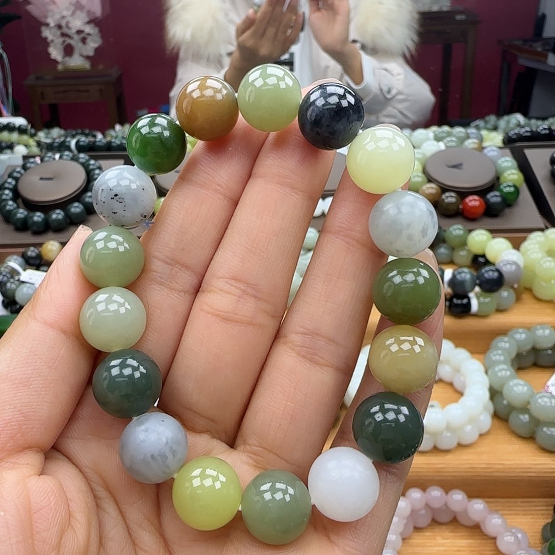 和田玉未镶嵌手链