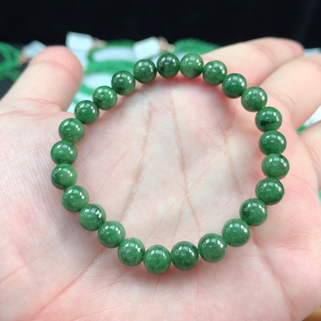 翡翠手链未镶嵌翡翠