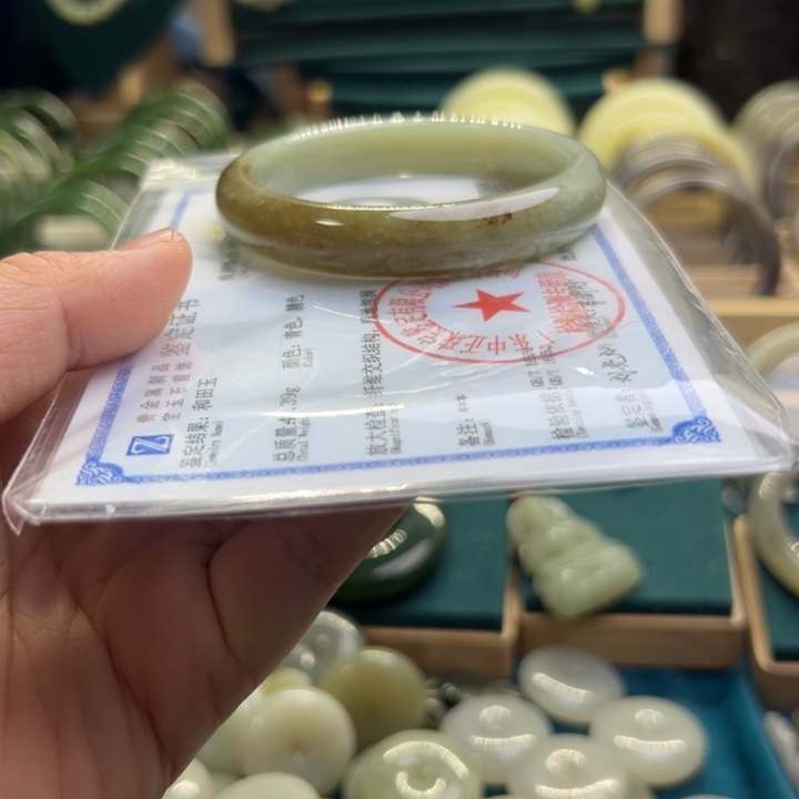 和田玉颈饰未镶嵌58.4圈围10136