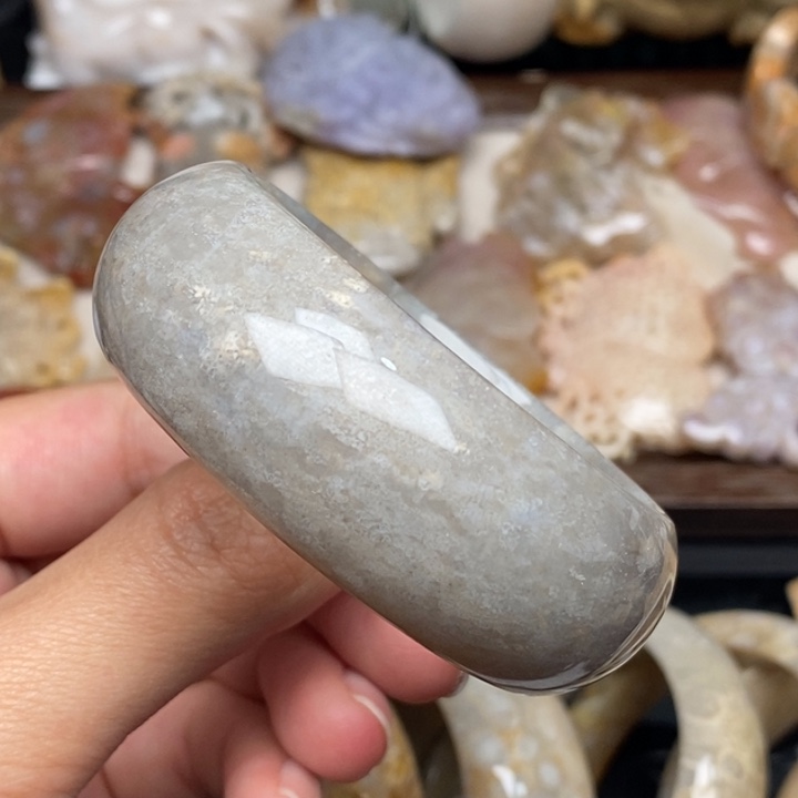 硅化珊瑚（珊瑚玉）手镯未镶嵌49.5