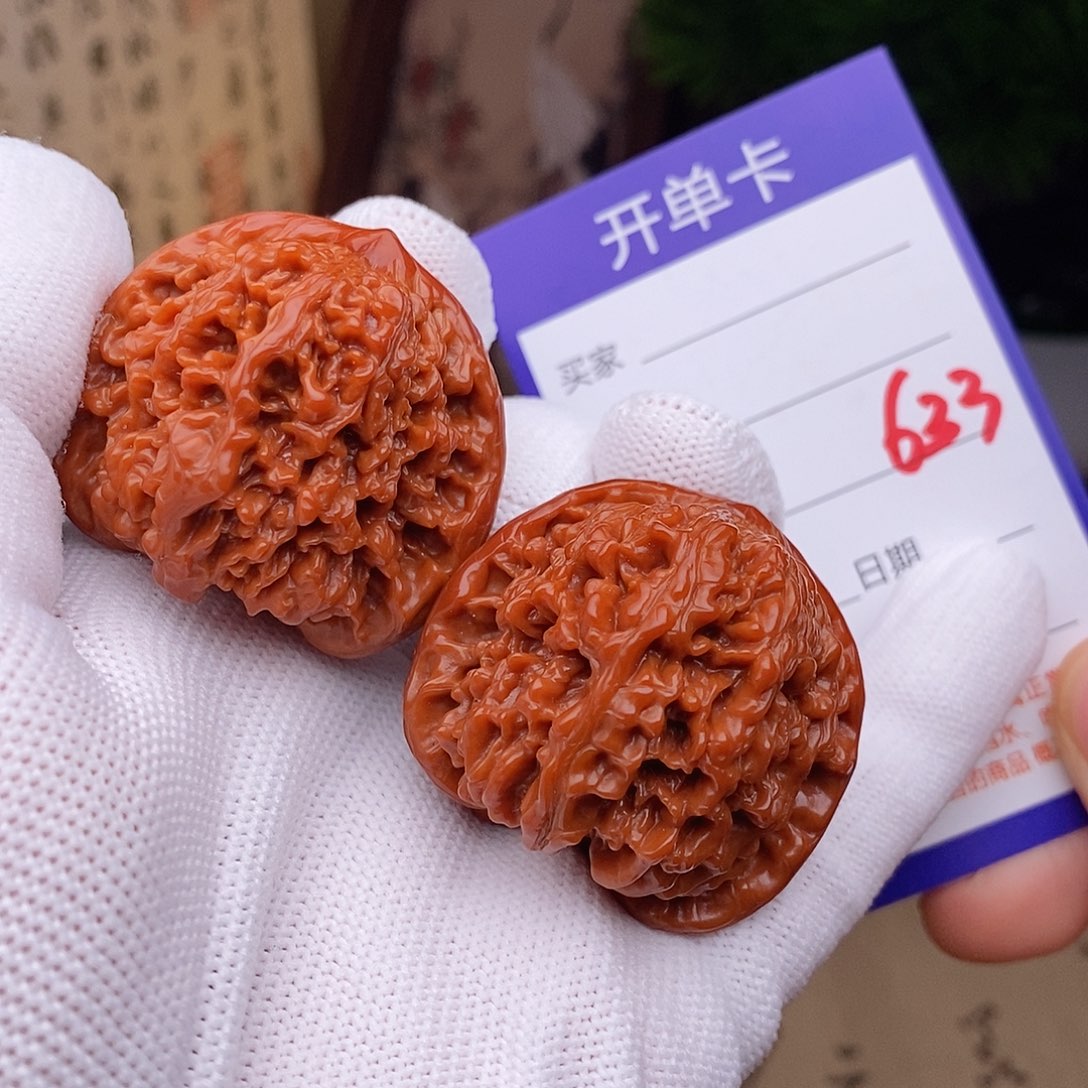 文玩核桃把件40百花山633