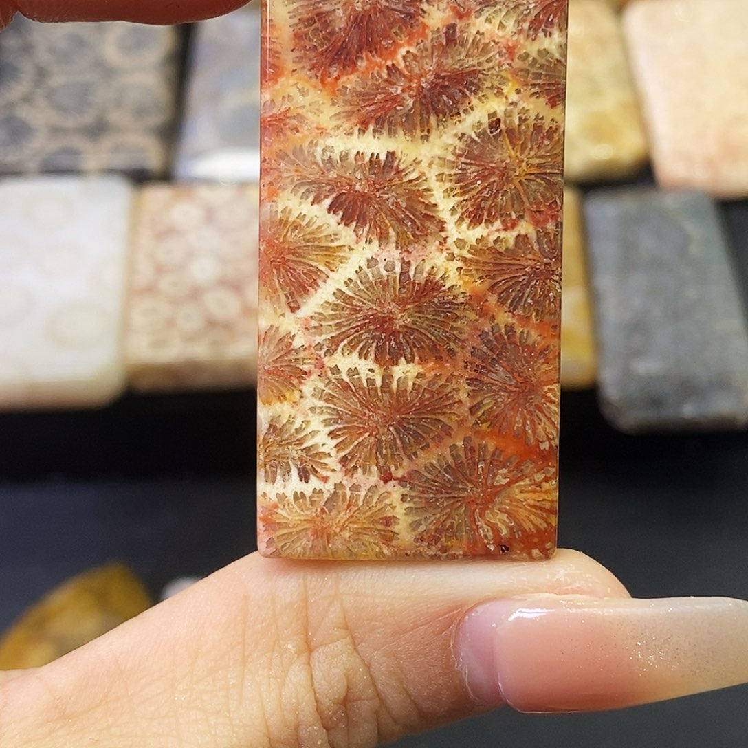 硅化玉颈饰合金静**开