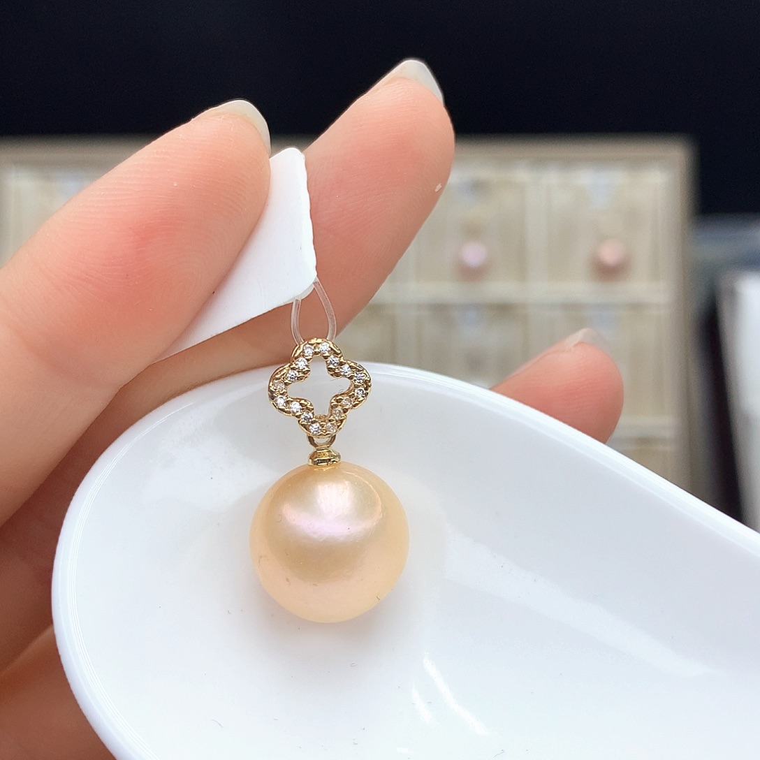 淡水珍珠合金颈饰