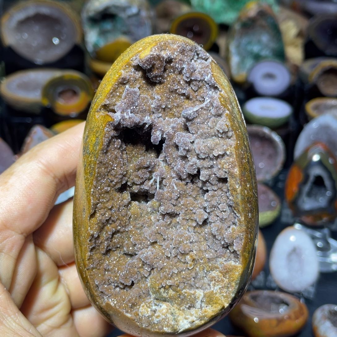 水晶大型摆件未镶嵌