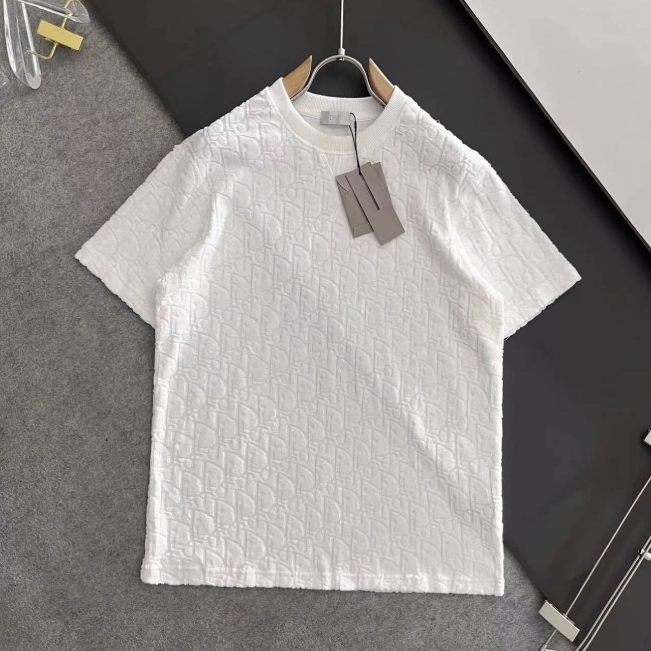 未使用 DIOR/迪奥 汤/P235603488/白色暗纹满logo 短袖S
