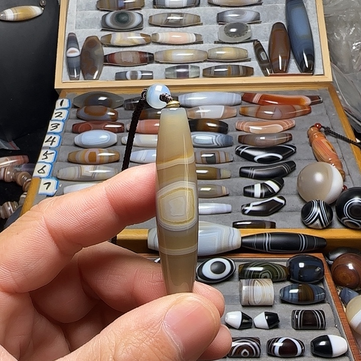 玛瑙/玉髓未镶嵌吊坠(不含链)