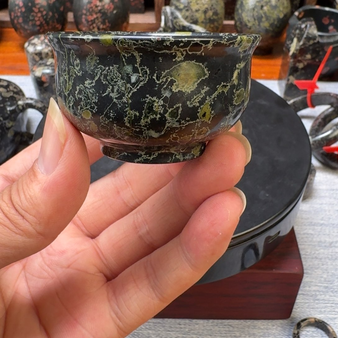 梅花玉精品品茗杯