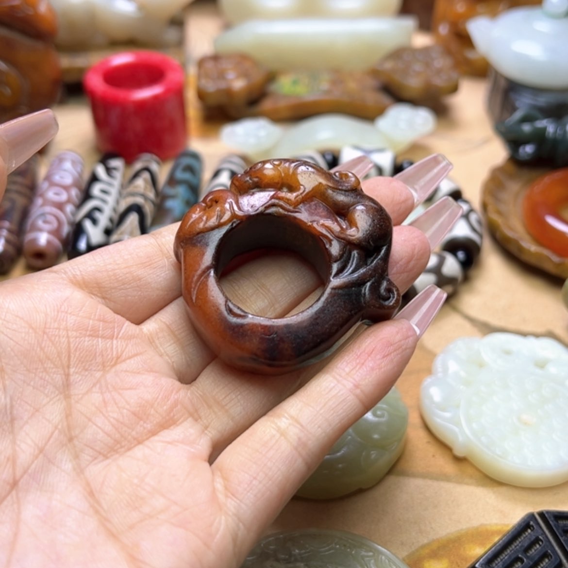 【闪购商品】蛇纹石玉颈饰未镶嵌