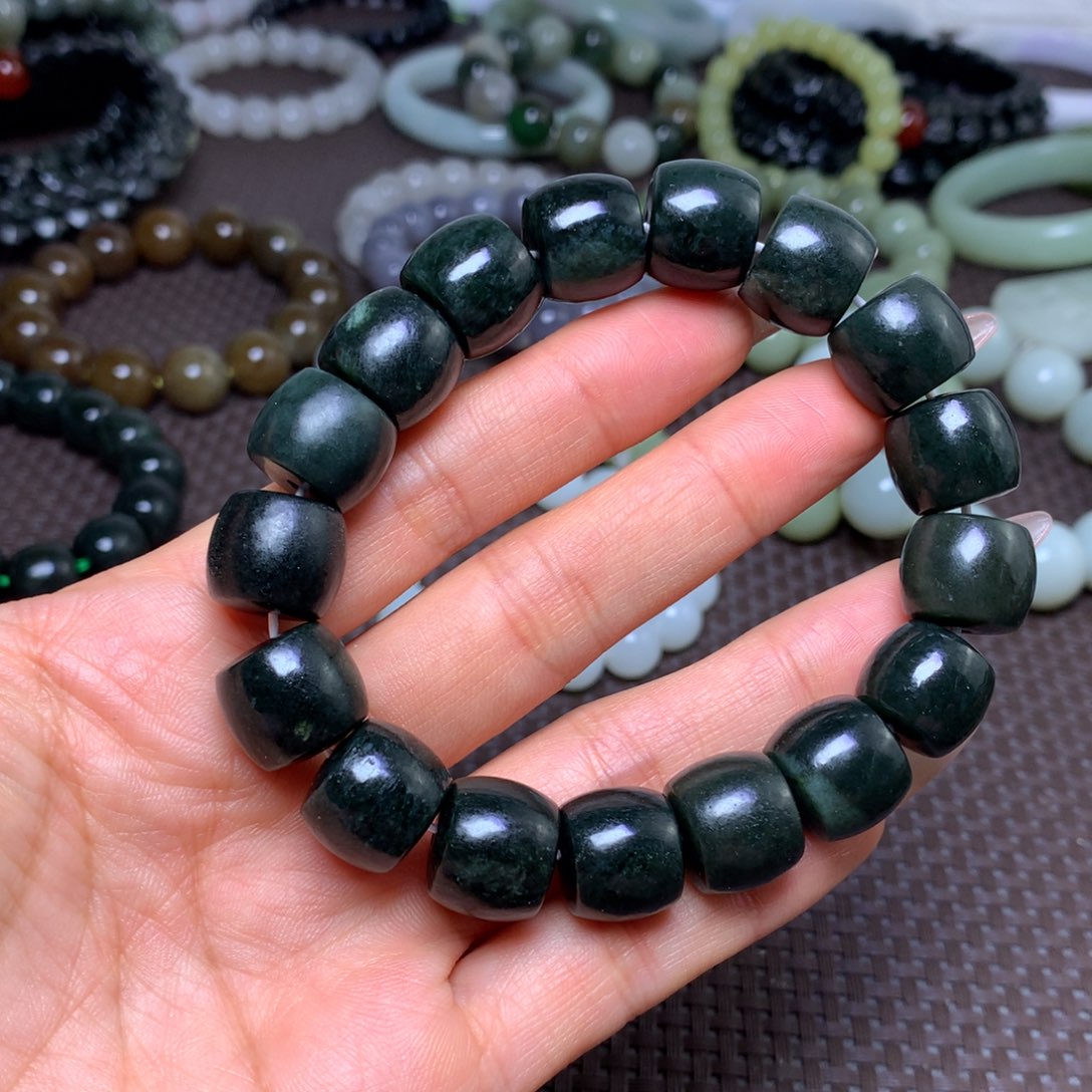 未镶嵌手串和田玉卡14